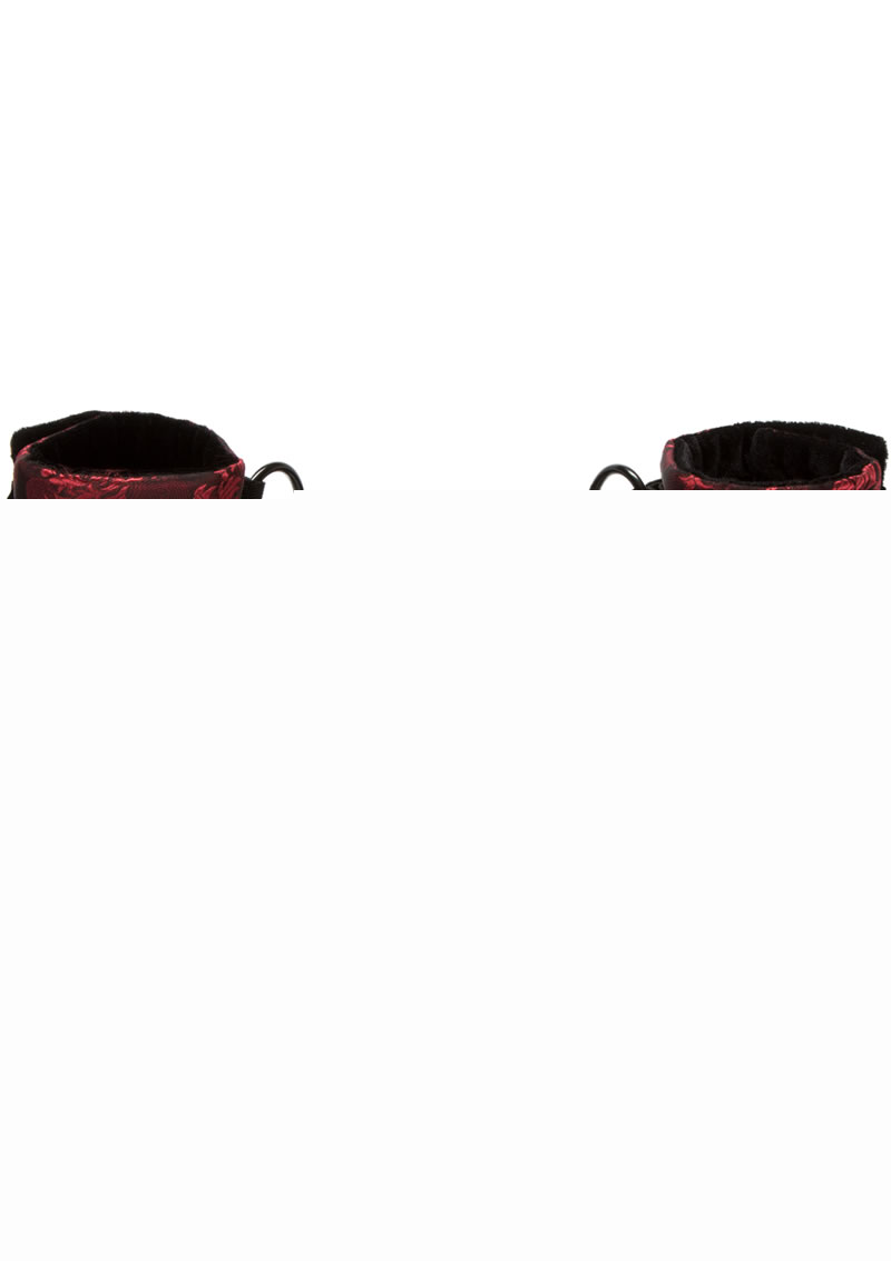 Scandal Breathable Ball Gag with Cuffs - Black/Red